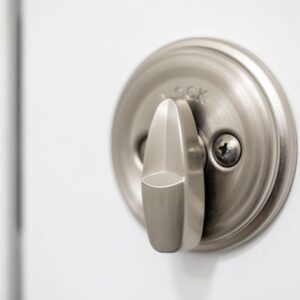 Deadbolt lock